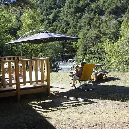 Kemp Camping River
